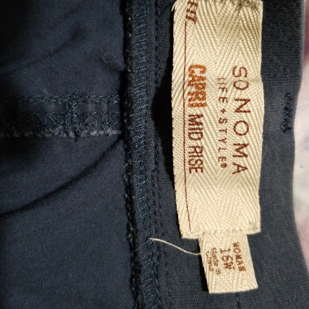capris - Picture 3 of 3